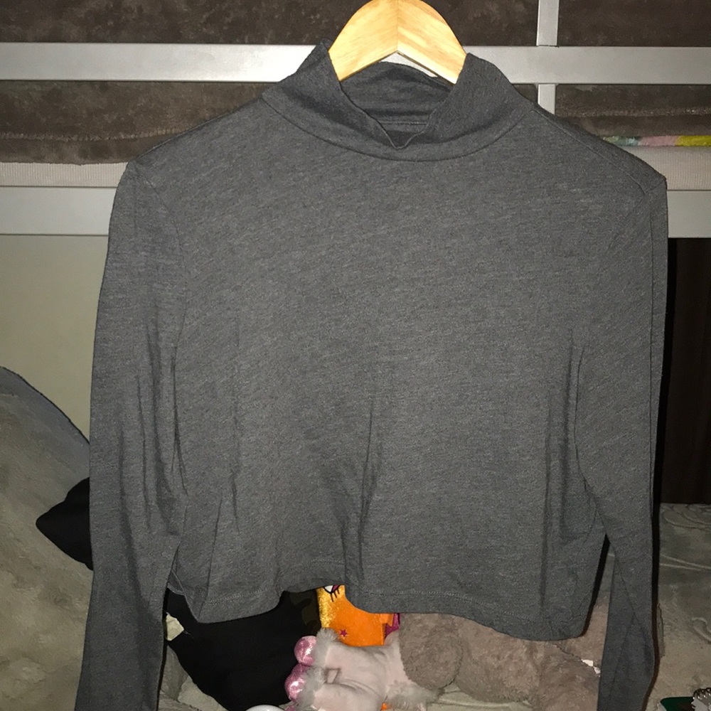 A crop top